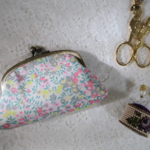 がまポーチChicoryのキットを販売します⭐︎